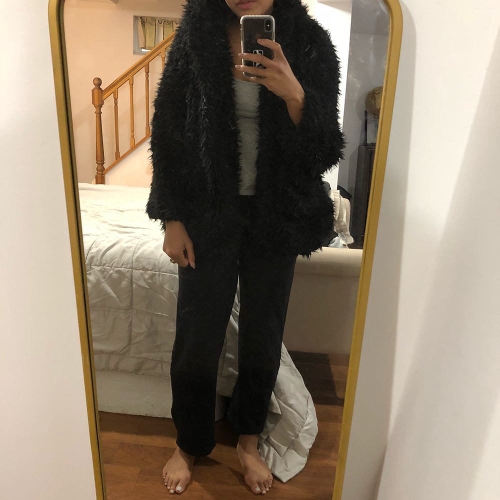 Black Faux Fur Coat - Picture 7 of 7